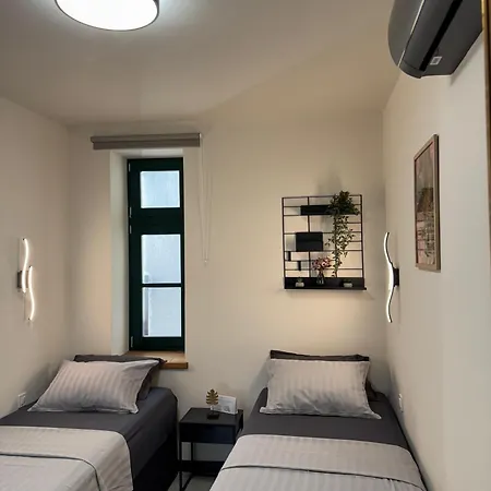 아파트 Villa Central 크리크베니카