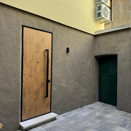 アパート Villa Central ツリクヴェニツァ